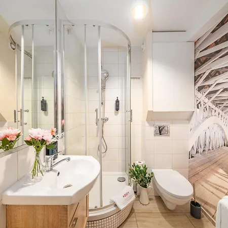Stylish Floor With Balcony In アパート クラクフ
